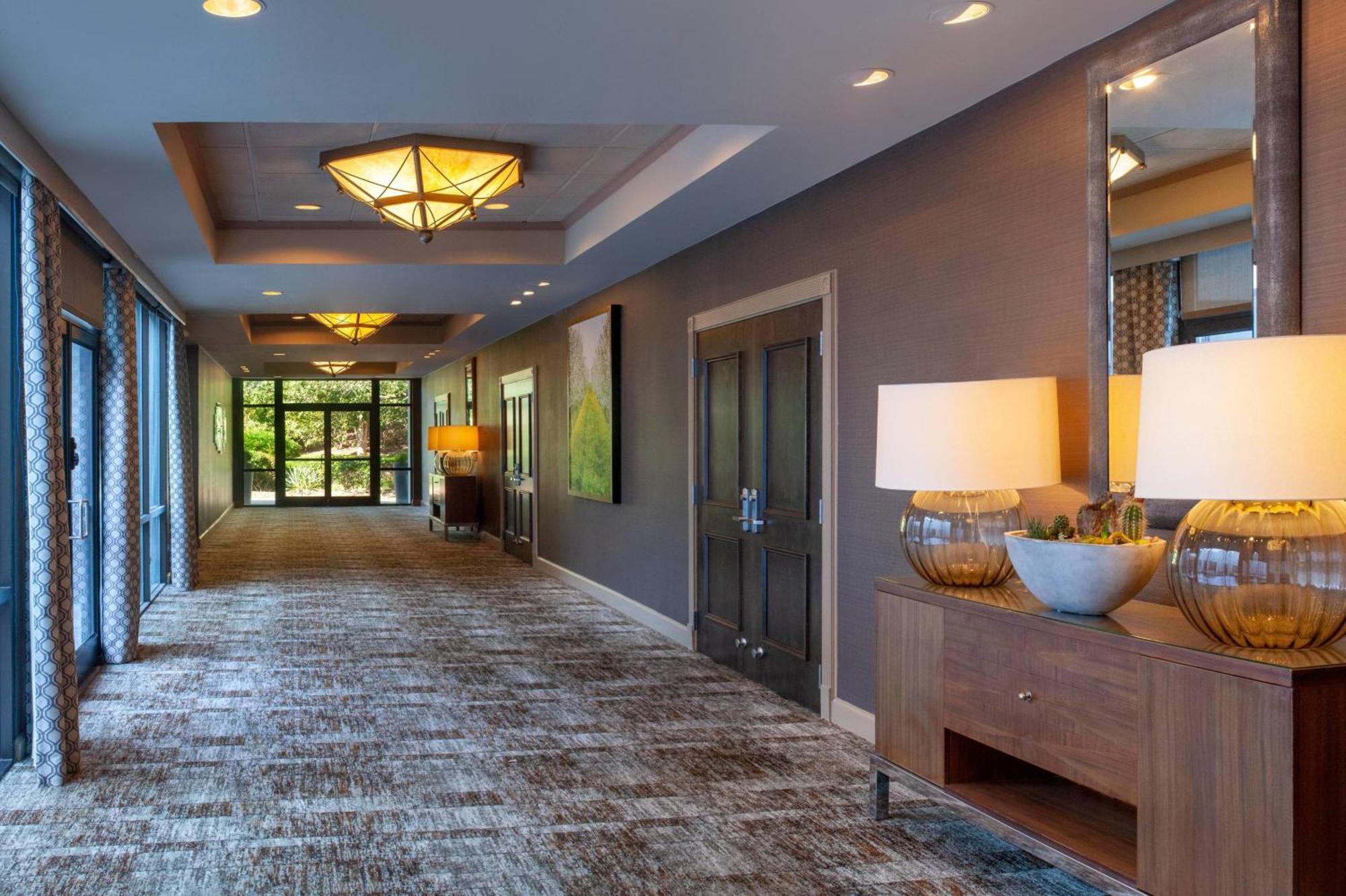 ホテル Marriott Raleigh Durham Research Triangle Park Clegg エクステリア 写真