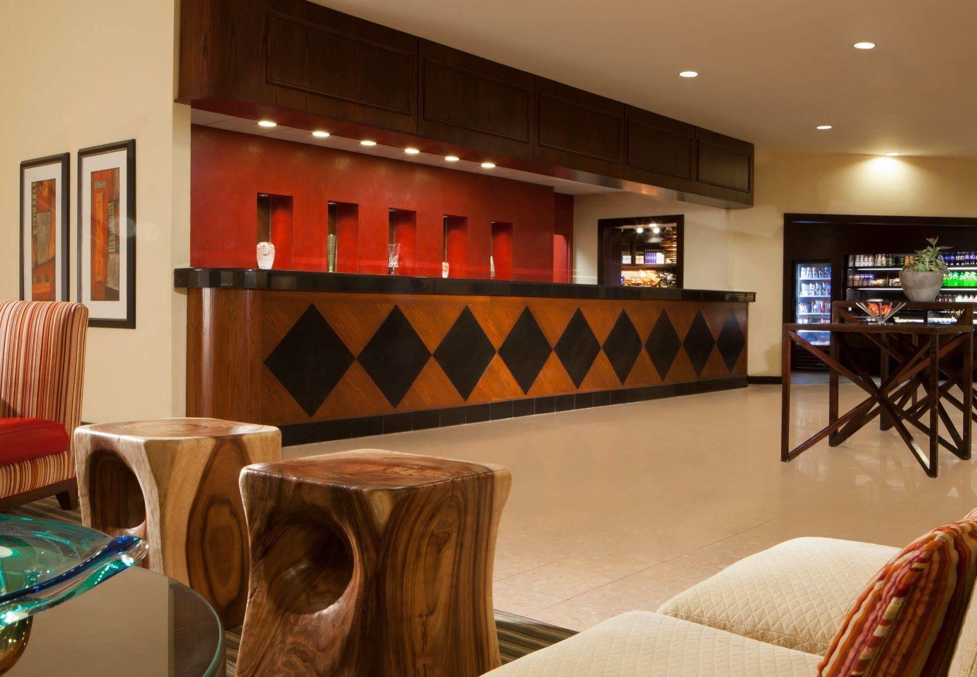 ホテル Marriott Raleigh Durham Research Triangle Park Clegg エクステリア 写真